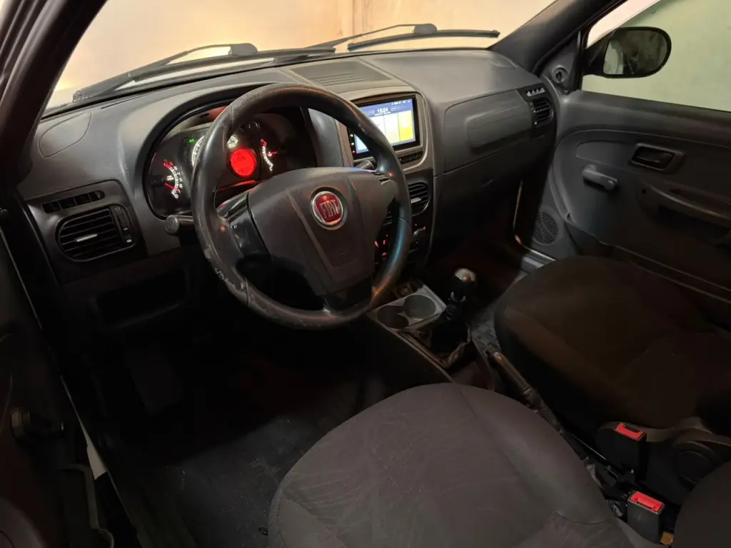 FIAT Strada - Foto