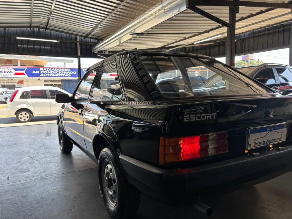 FORD Escort - Foto