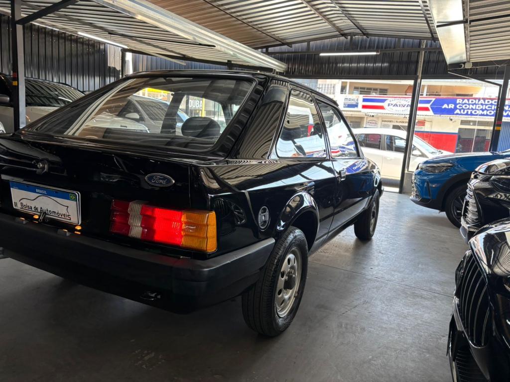FORD Escort - Foto