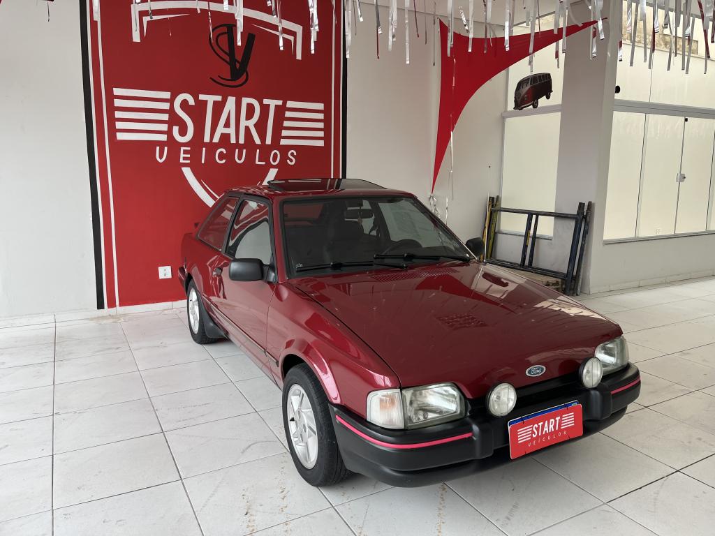 FORD Escort - Foto