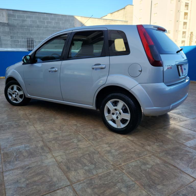 FORD Fiesta Hatch - Foto