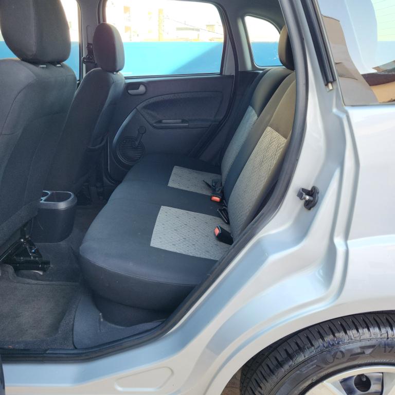 FORD Fiesta Hatch - Foto