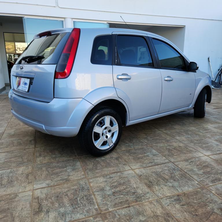 FORD Fiesta Hatch - Foto