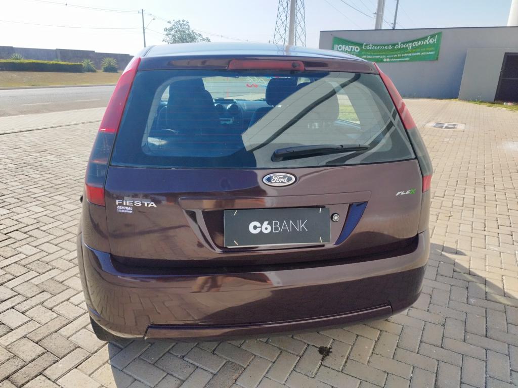 FORD Fiesta Hatch - Foto