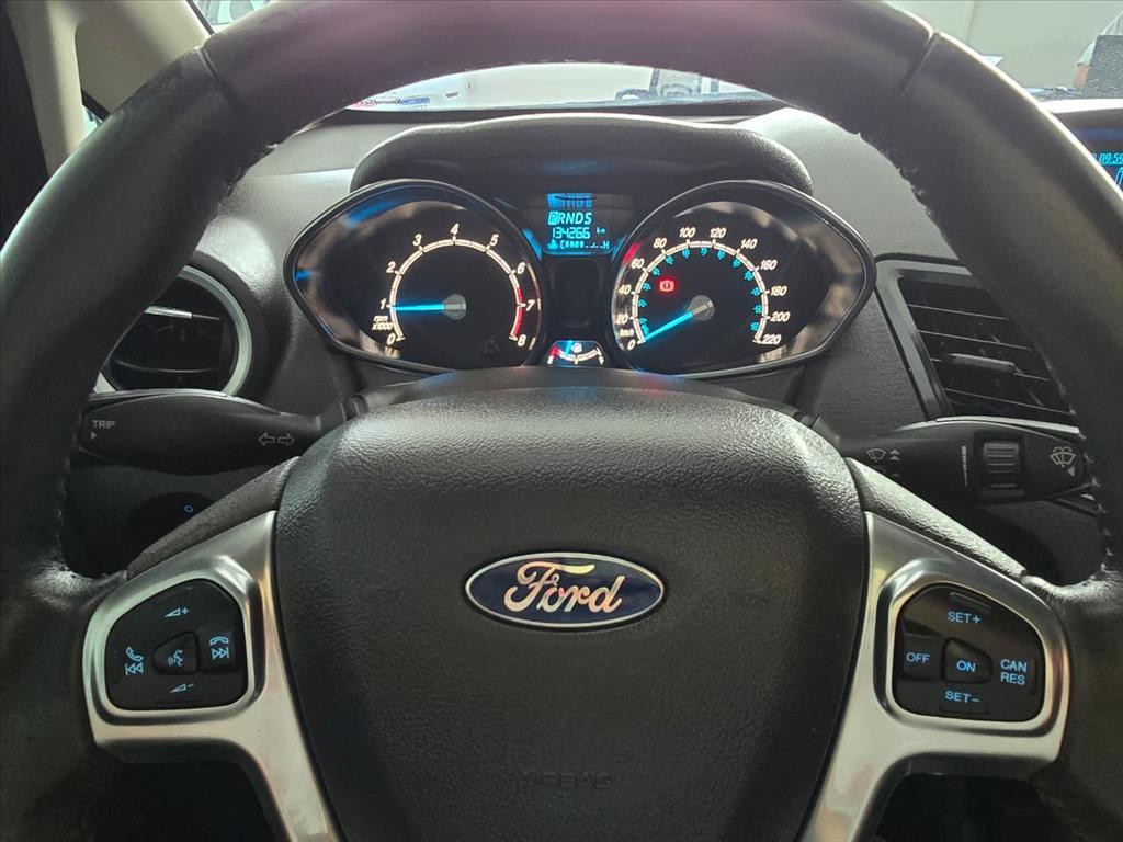 FORD Fiesta Hatch - Foto