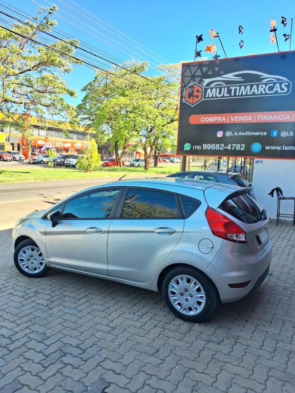 FORD Fiesta Hatch - Foto