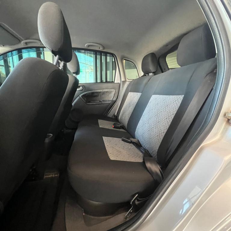 FORD Fiesta Hatch - Foto