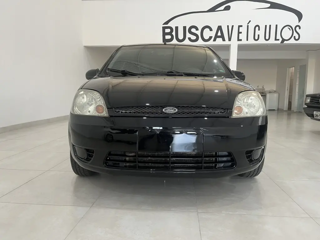 FORD Fiesta Hatch - Foto