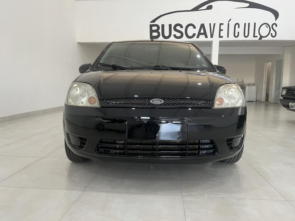 FORD Fiesta Hatch - Foto