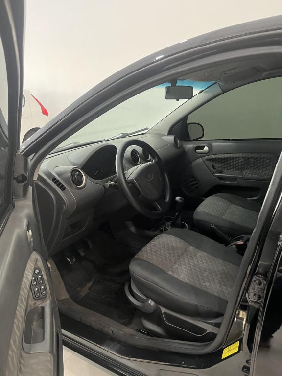 FORD Fiesta Hatch - Foto
