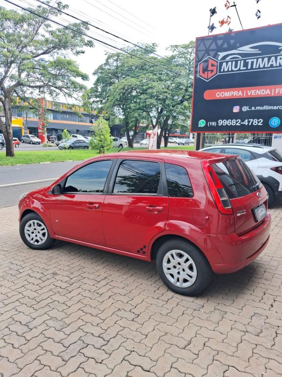 FORD Fiesta Hatch - Foto