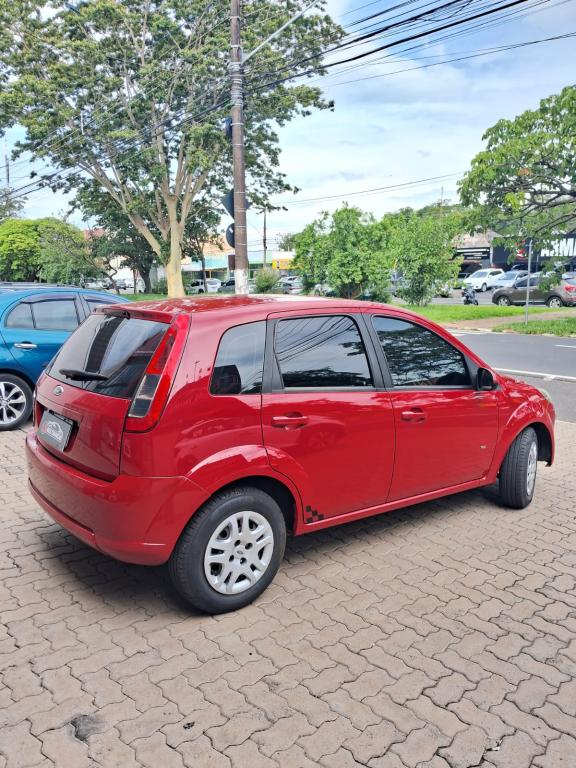 FORD Fiesta Hatch - Foto