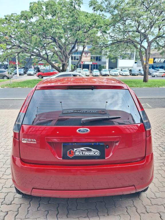 FORD Fiesta Hatch - Foto