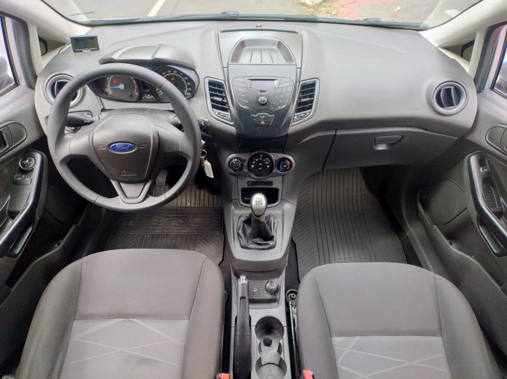 FORD Fiesta Hatch - Foto