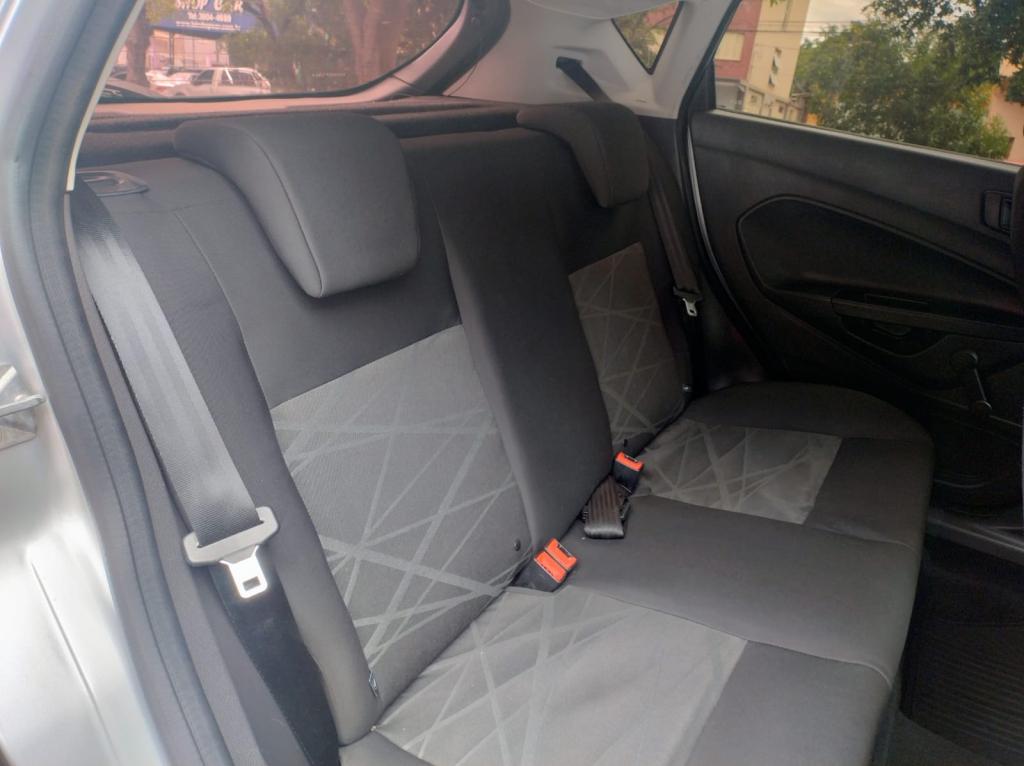 FORD Fiesta Hatch - Foto