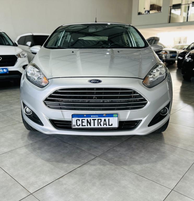 FORD Fiesta Hatch - Foto