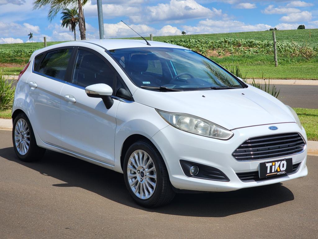 FORD Fiesta Hatch - Foto