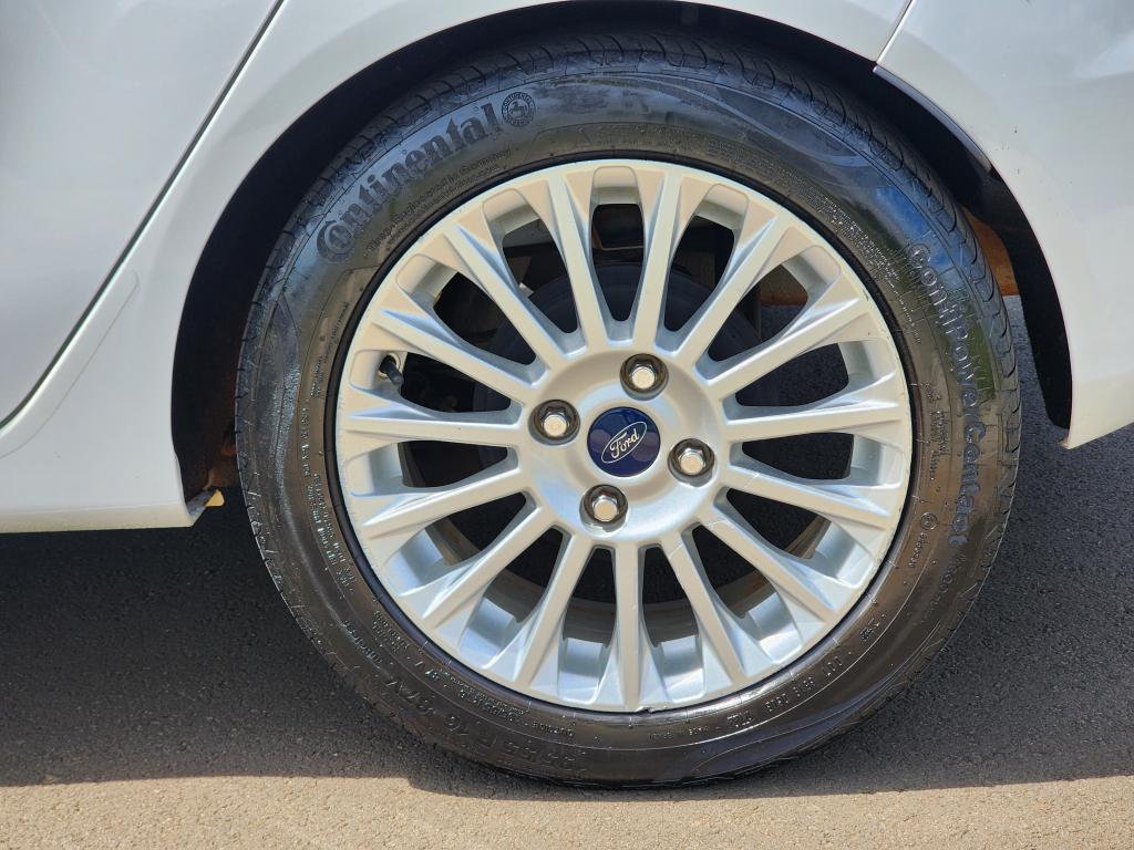 FORD Fiesta Hatch - Foto