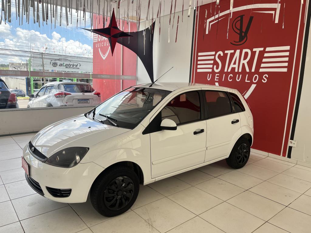 FORD Fiesta Hatch - Foto