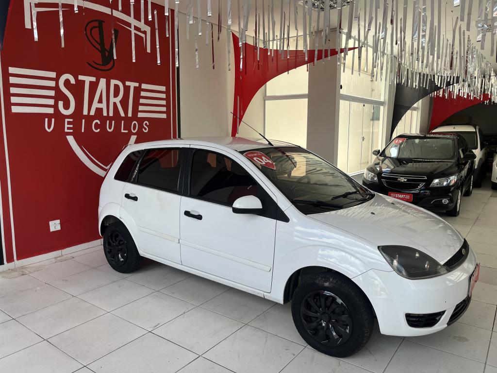 FORD Fiesta Hatch - Foto