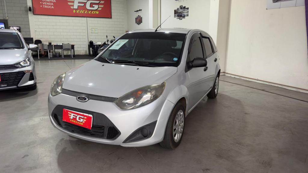 FORD Fiesta Hatch - Foto