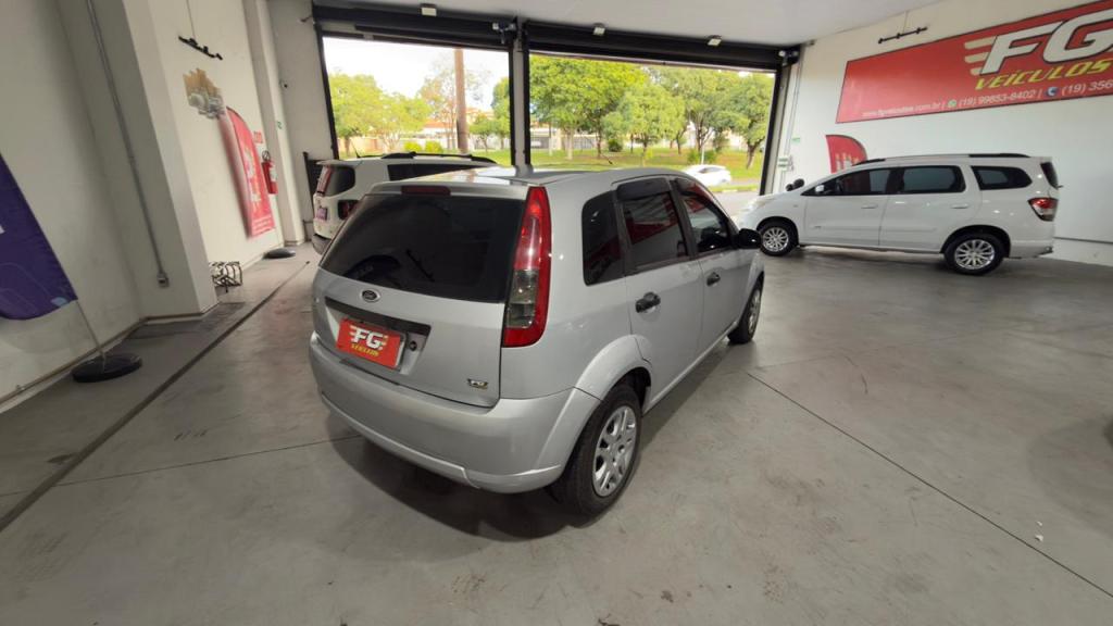 FORD Fiesta Hatch - Foto