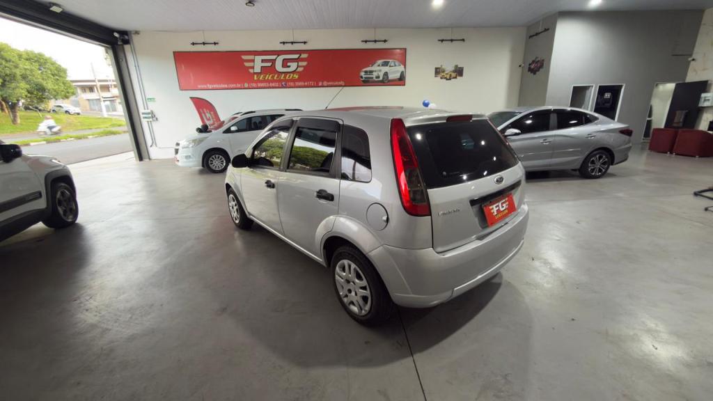 FORD Fiesta Hatch - Foto