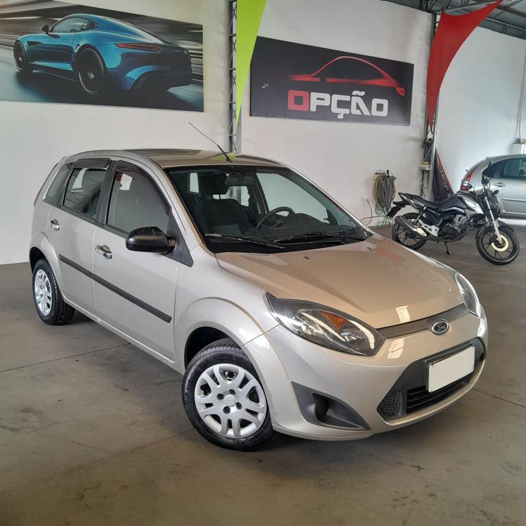 FORD Fiesta Hatch - Foto