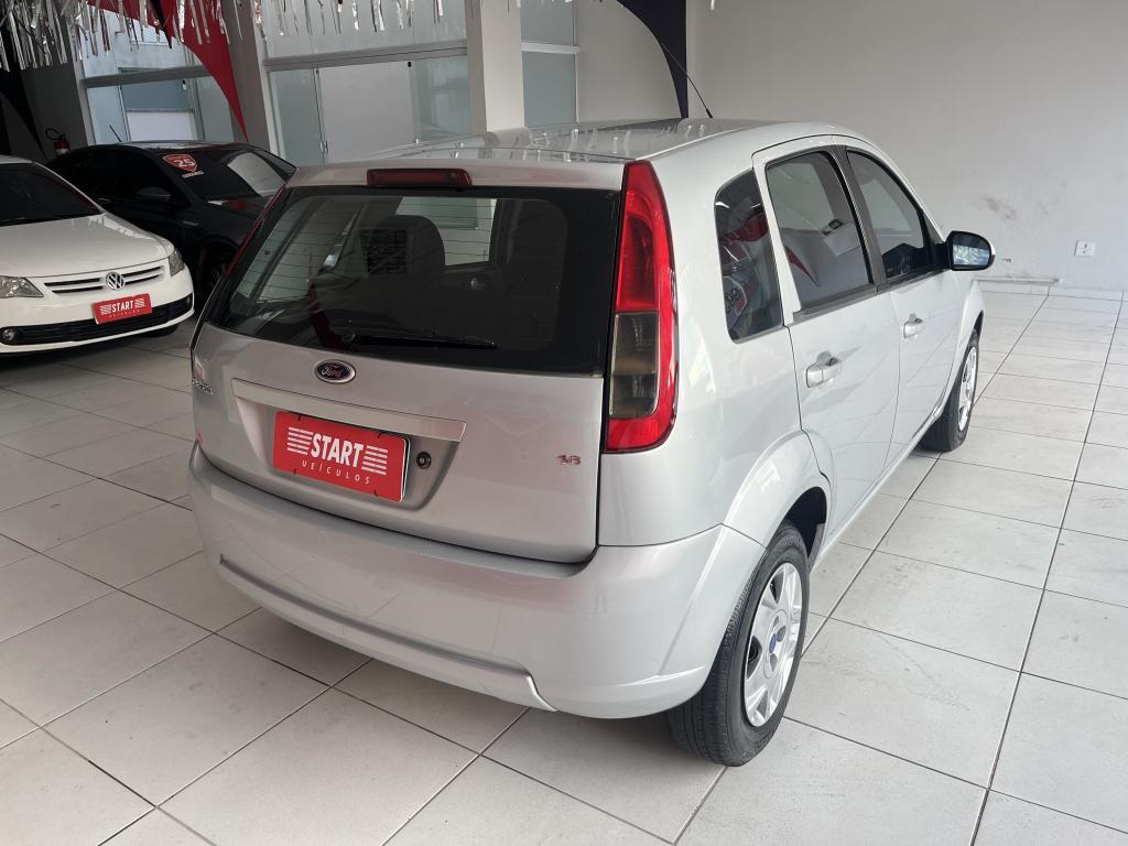 FORD Fiesta Hatch - Foto