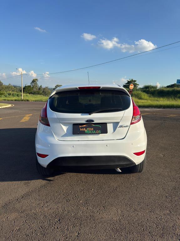 FORD Fiesta Hatch - Foto