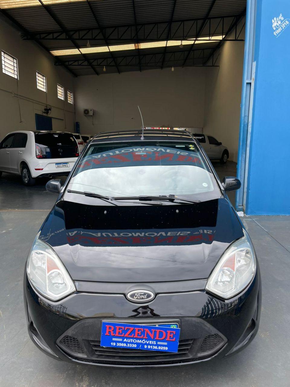 FORD Fiesta Hatch - Foto