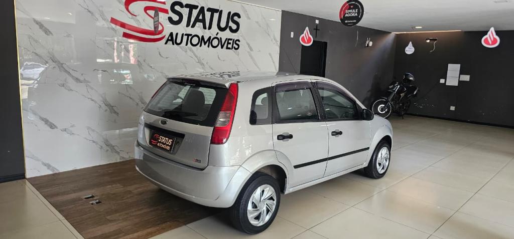 FORD Fiesta Hatch - Foto