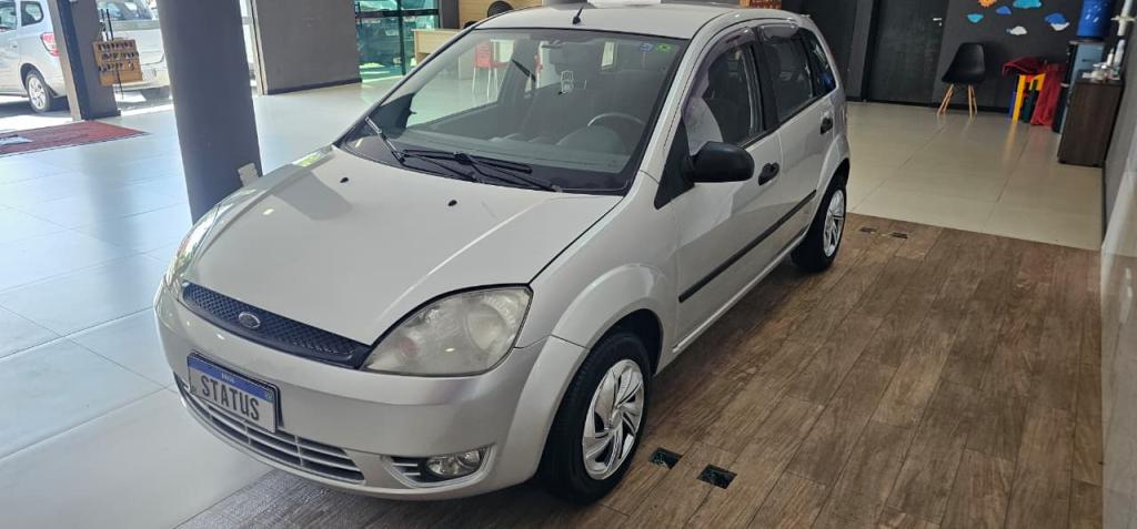 FORD Fiesta Hatch - Foto