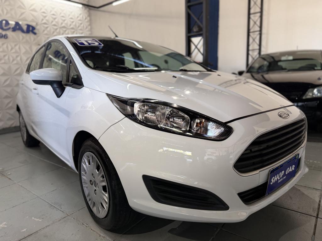 FORD Fiesta Hatch - Foto