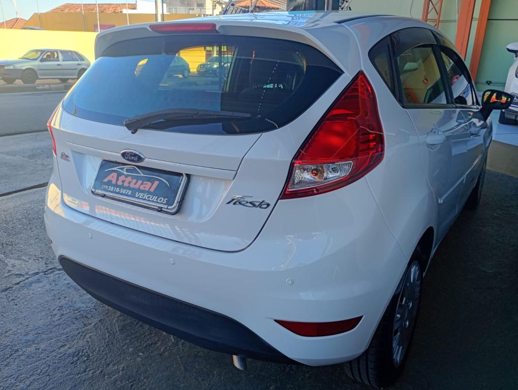 FORD Fiesta Hatch - Foto
