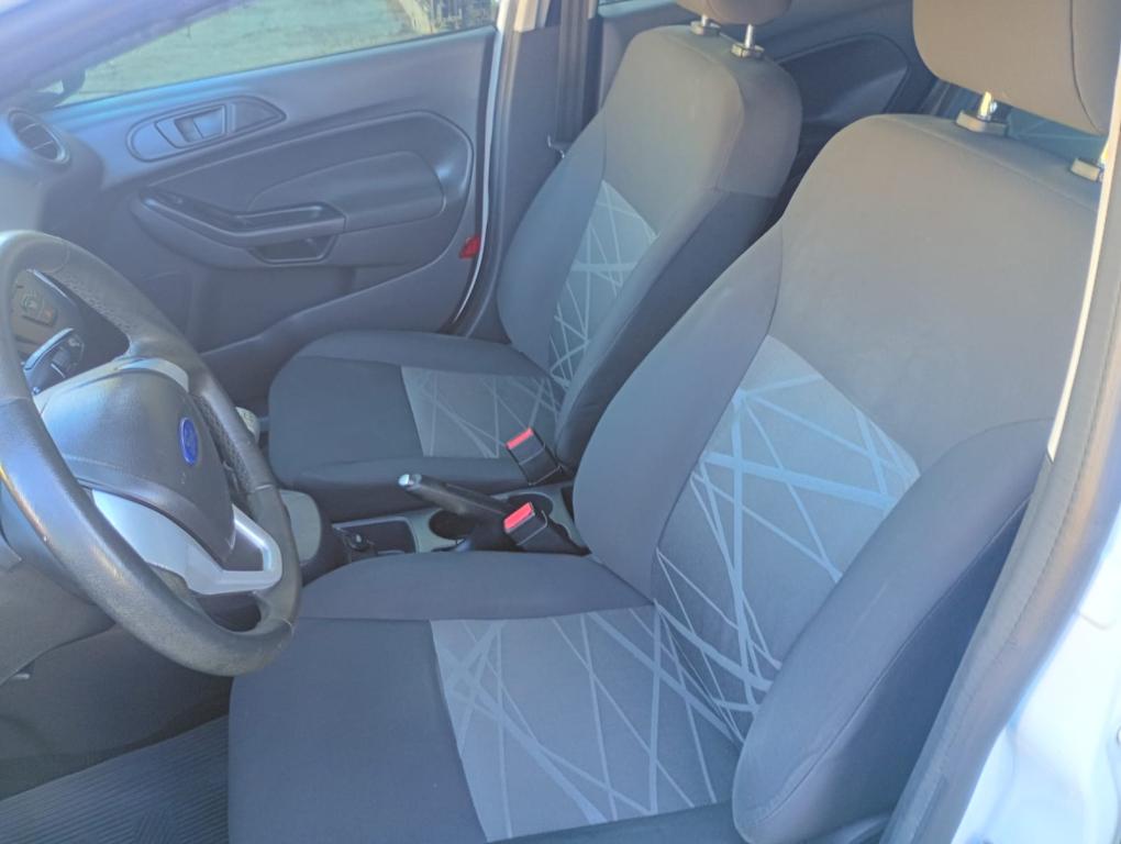 FORD Fiesta Hatch - Foto