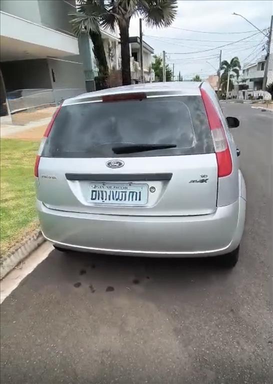 FORD Fiesta Hatch - Foto