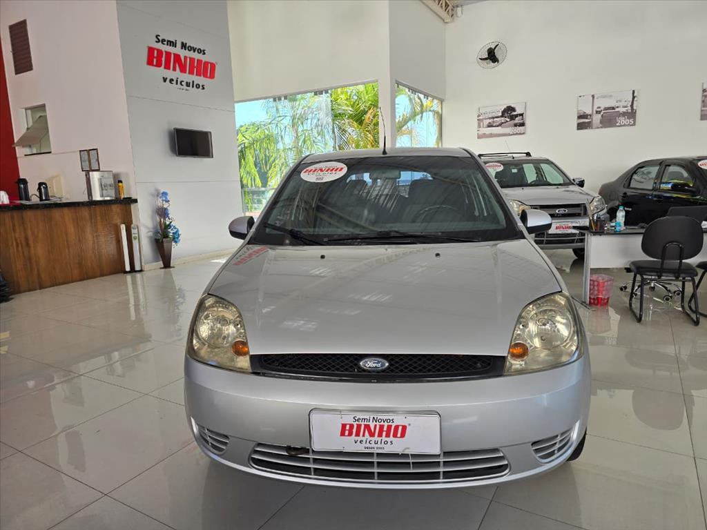 FORD Fiesta Hatch - Foto