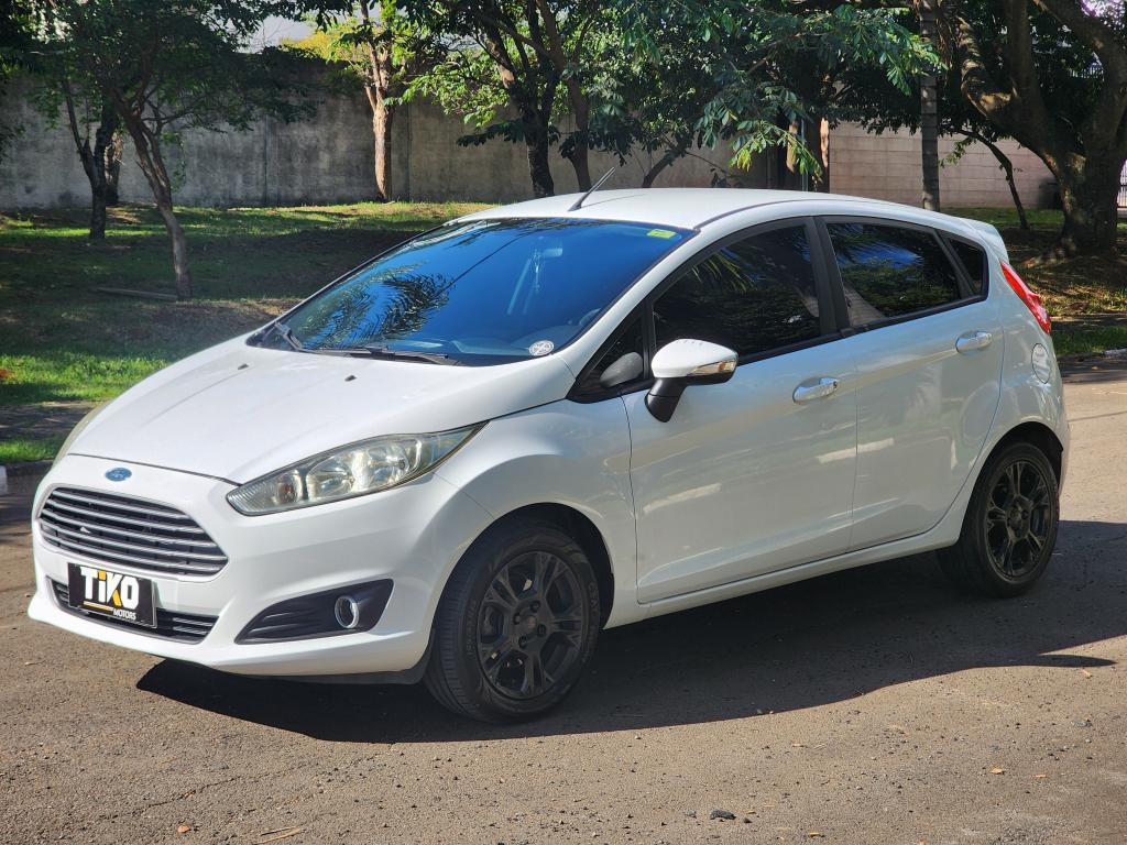 FORD Fiesta Hatch - Foto