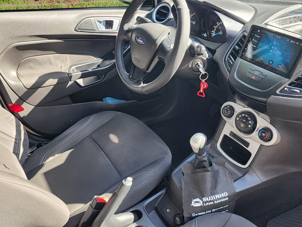 FORD Fiesta Hatch - Foto