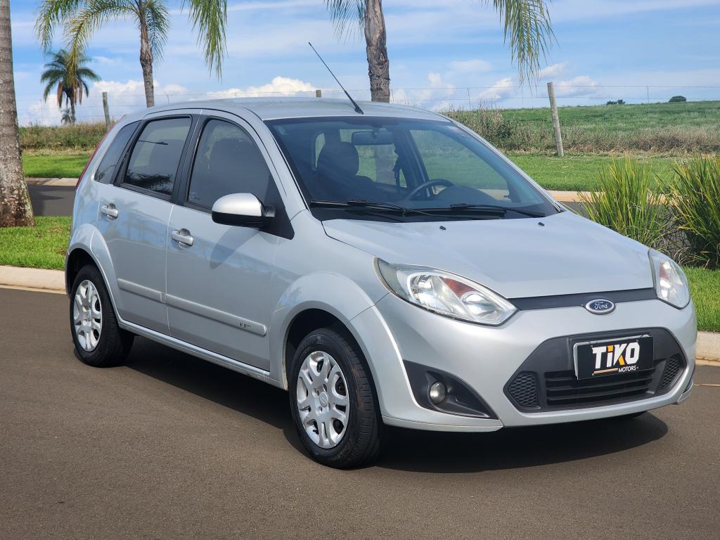 FORD Fiesta Hatch - Foto