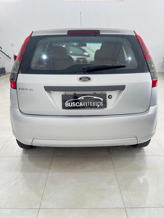 FORD Fiesta Hatch - Foto