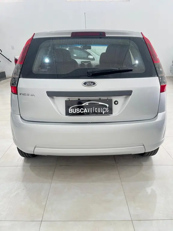 FORD Fiesta Hatch - Foto