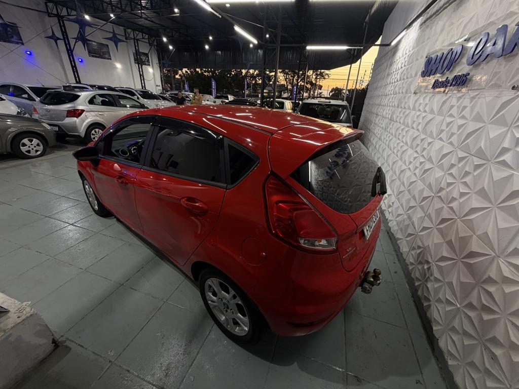 FORD Fiesta Hatch - Foto