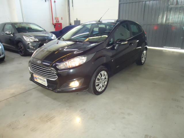 FORD Fiesta Hatch - Foto
