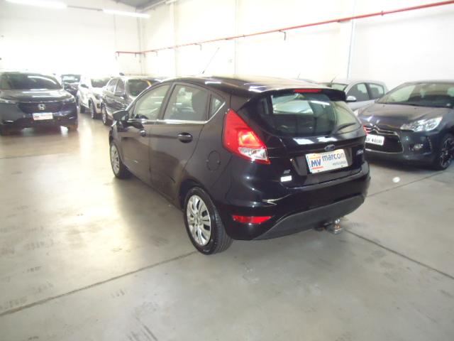 FORD Fiesta Hatch - Foto