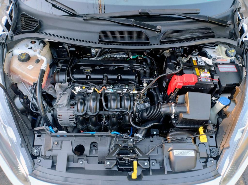 FORD Fiesta Hatch - Foto