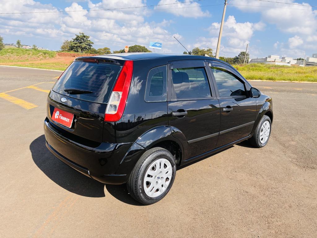 FORD Fiesta Hatch - Foto