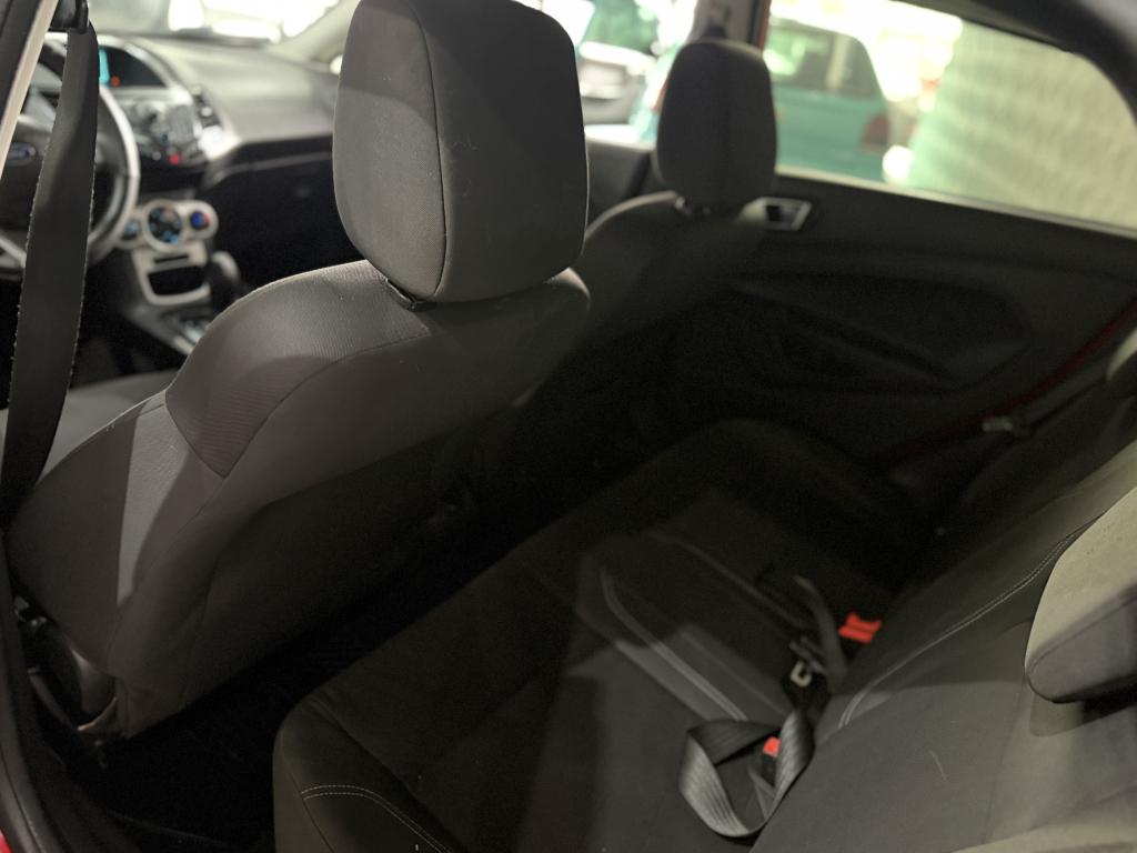 FORD Fiesta Hatch - Foto