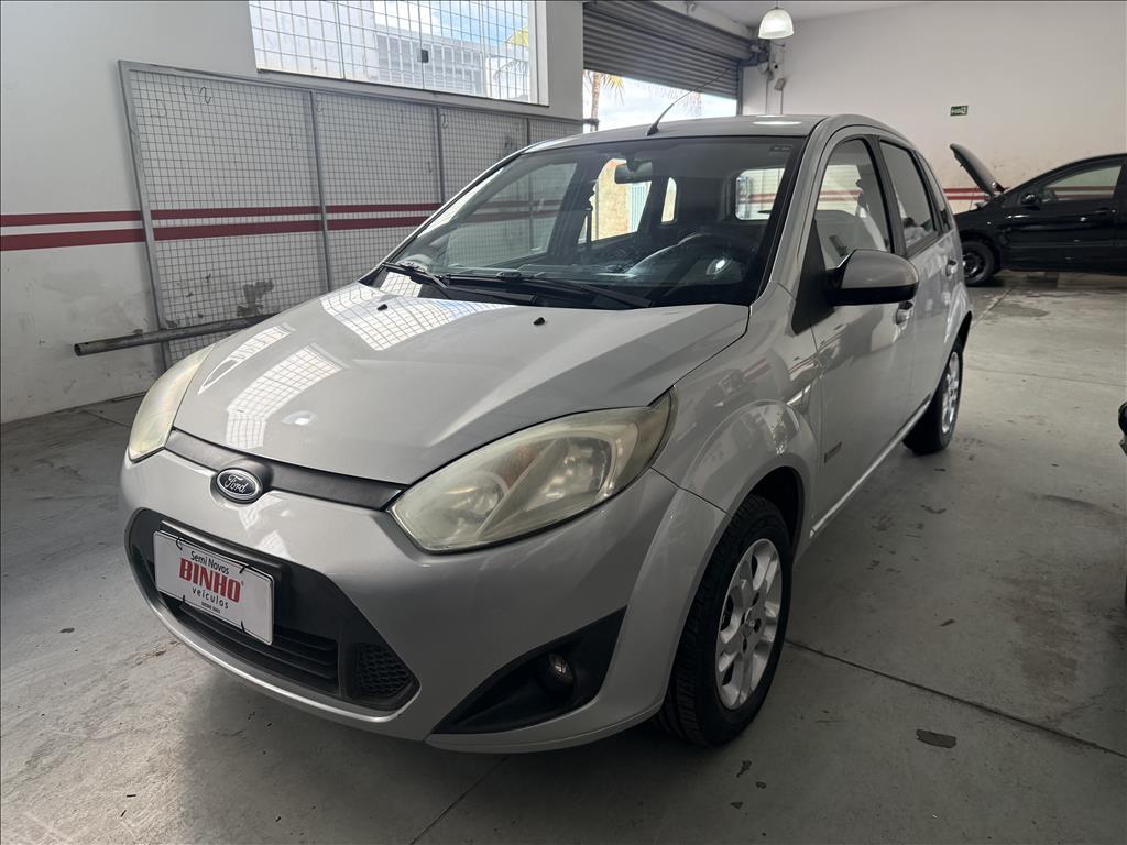 FORD Fiesta Hatch - Foto